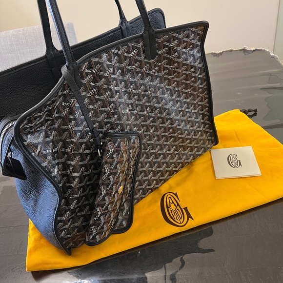 Goyard Handbags - Goyard herringbone bag blue marine